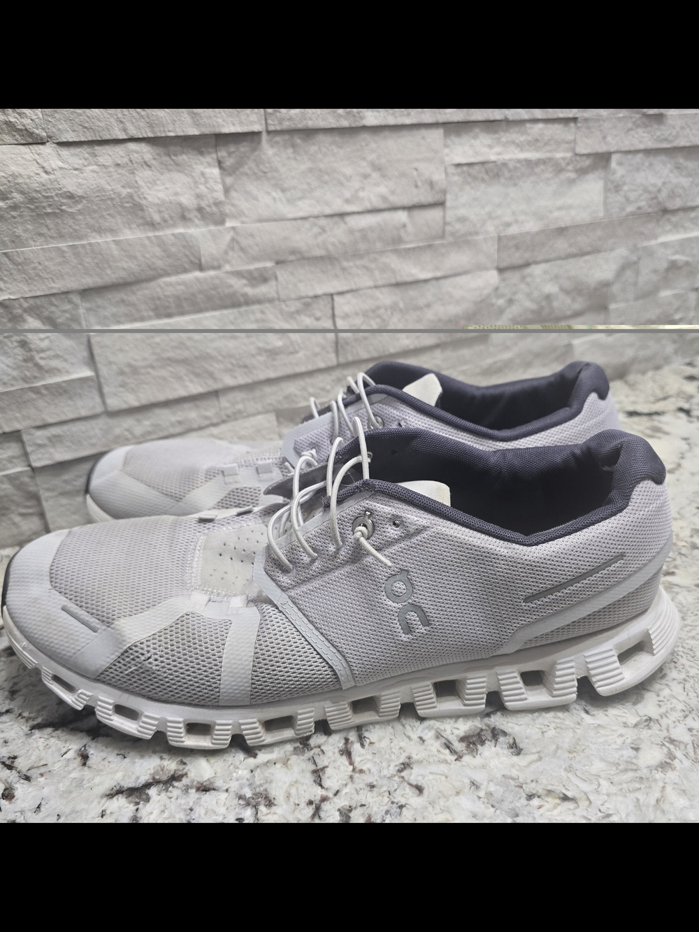 On Running On Cloud 5 Lightweight Men's Running Shoes Sixe 13 - Light Gray